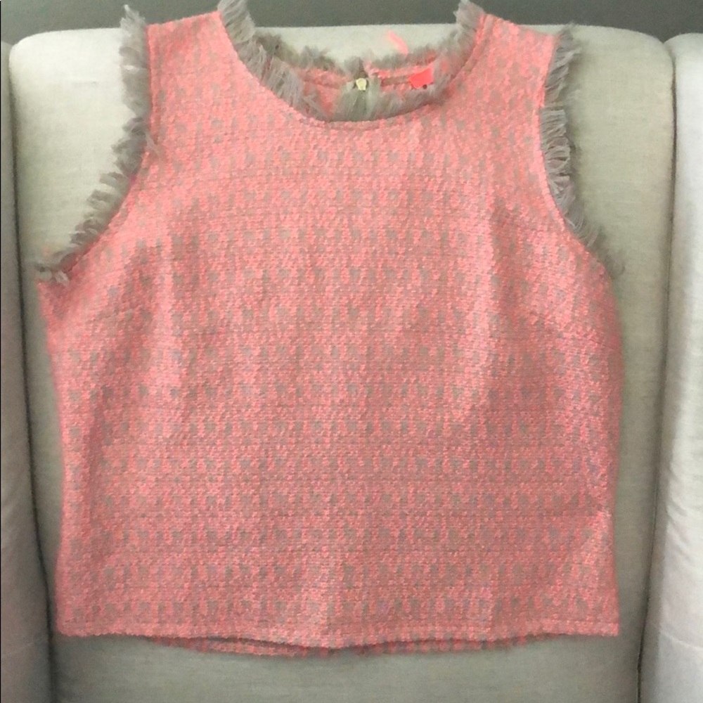 NWOT Lulumari Sleeveless Pink Top